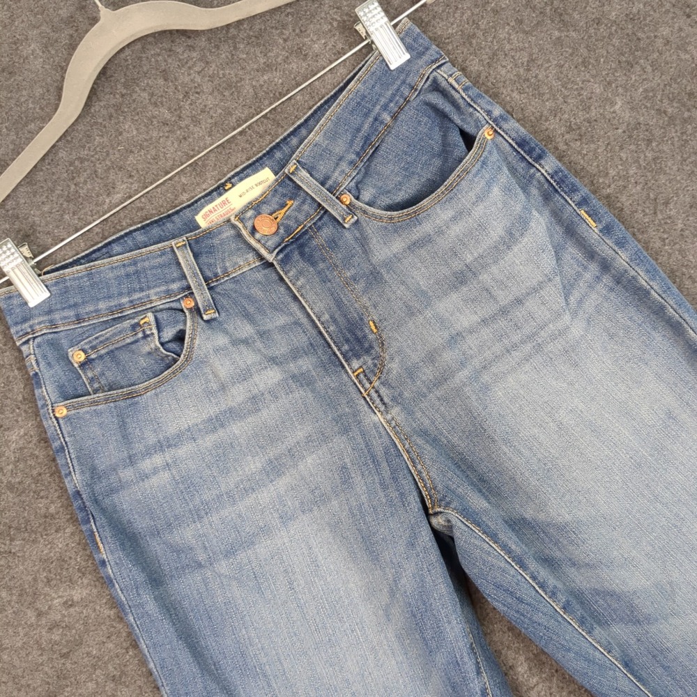 Signature by Levi Strauss‎ Womens Mid-Rise Bootcut Jeans Medium Wash 4S W27 L30